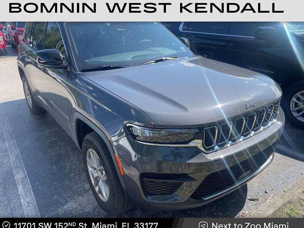 JEEP GRAND CHEROKEE 2024 1C4RJGAG0RC221098 image
